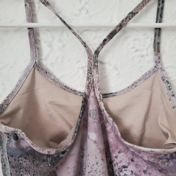 Lululemon Power y Tank - Picture 9 of 9